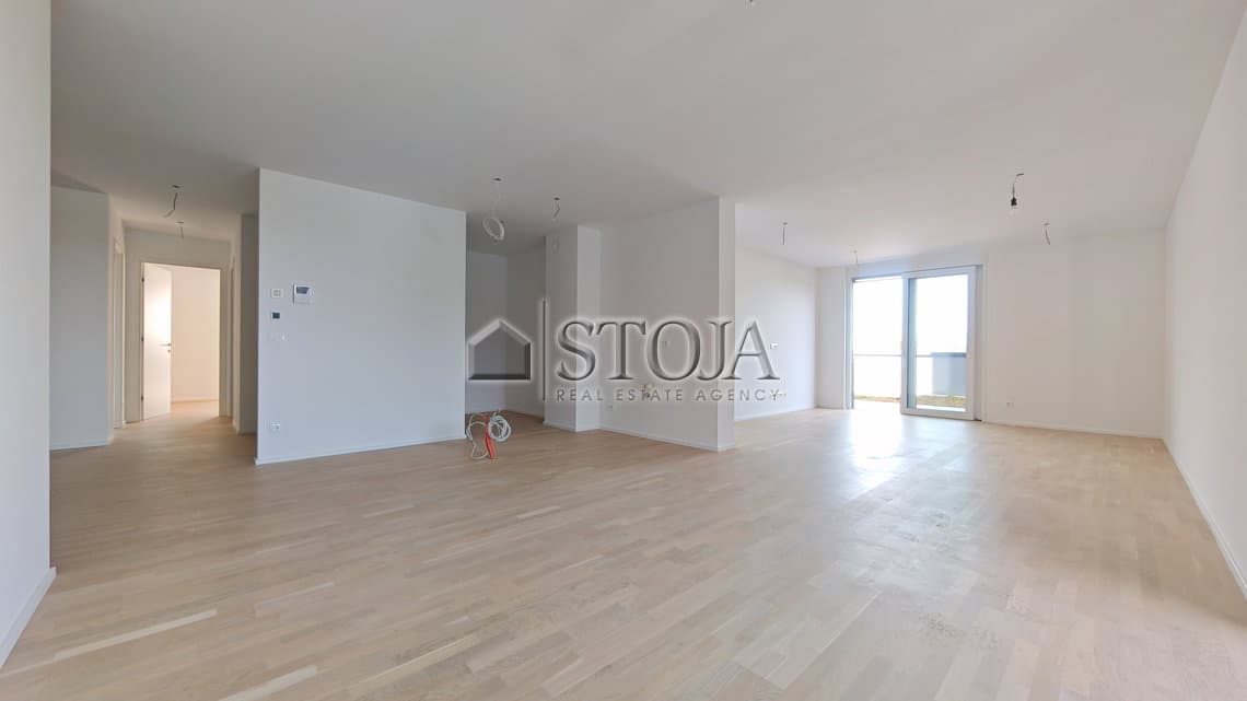 Prodaja, Stanovanje, 4-sobno, Ljubljana mesto, Moste-Polje, Zelena jama, 282.9 m2 — photo 6 of 29