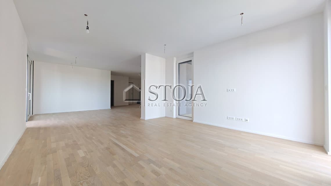 Prodaja, Stanovanje, 4-sobno, Ljubljana mesto, Moste-Polje, Zelena jama, 282.9 m2 — photo 8 of 29