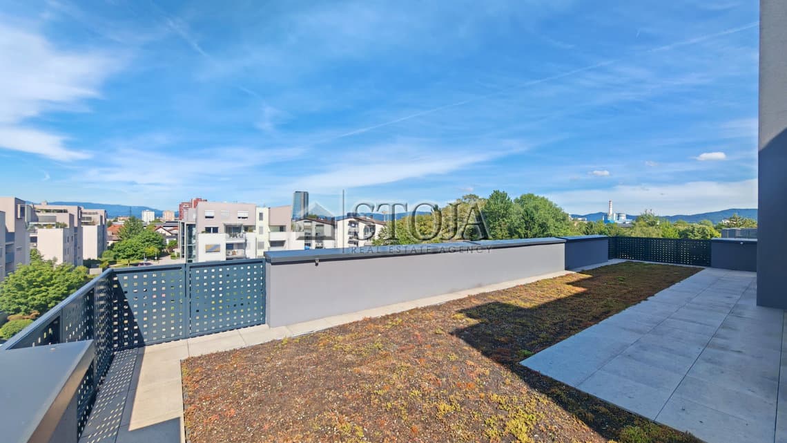 Prodaja, Stanovanje, 4-sobno, Ljubljana mesto, Moste-Polje, Zelena jama, 282.9 m2 — photo 13 of 29
