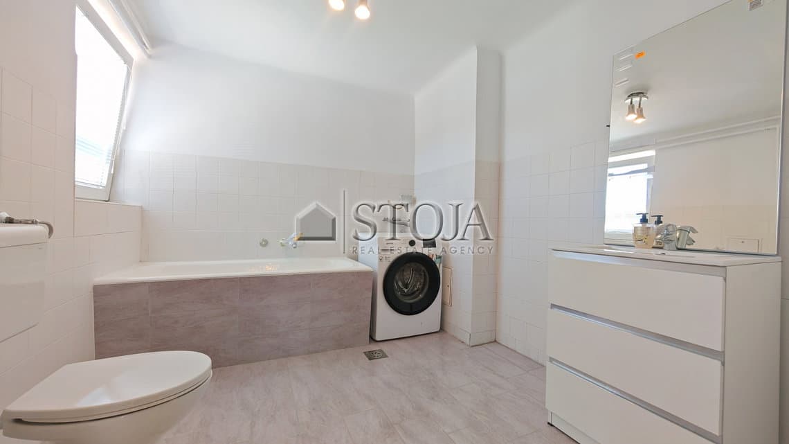Oddaja, Stanovanje, 3-sobno, Ljubljana mesto, Moste-Polje, Sostro, 100 m2 — photo 10 of 16