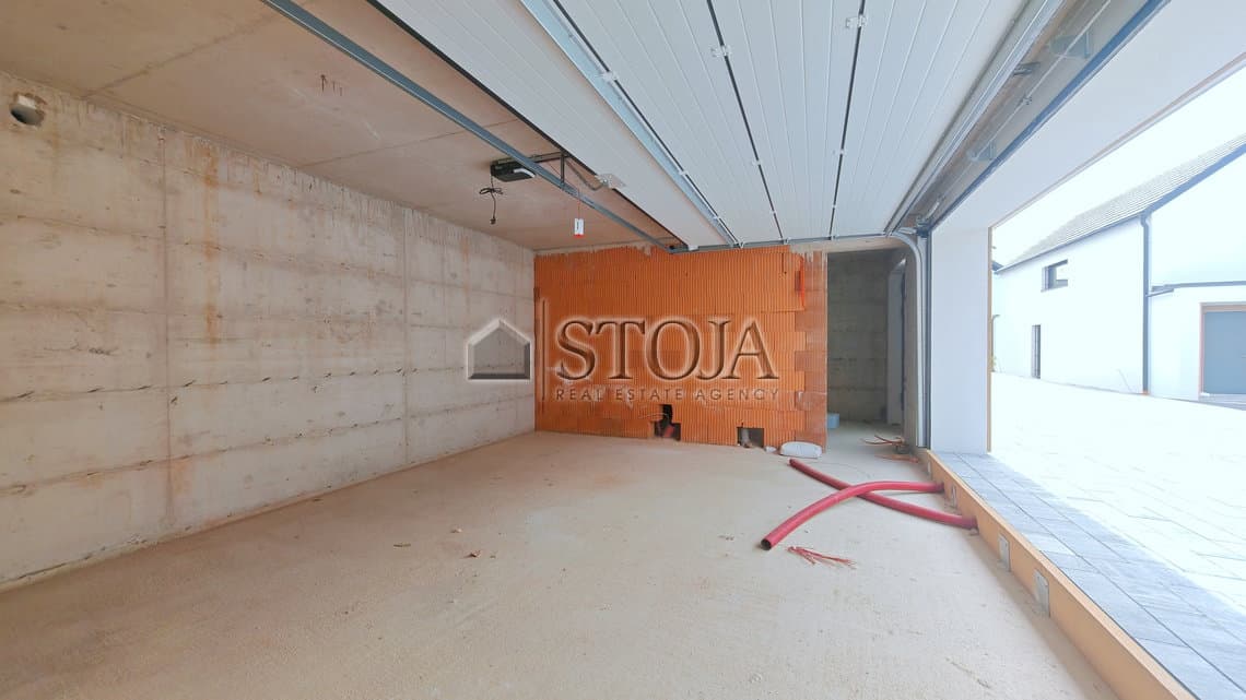 Prodaja, Hiša, Dvojček, Ljubljana okolica, Dol pri Ljubljani, Senožeti, 175.71 m2 — photo 5 of 21