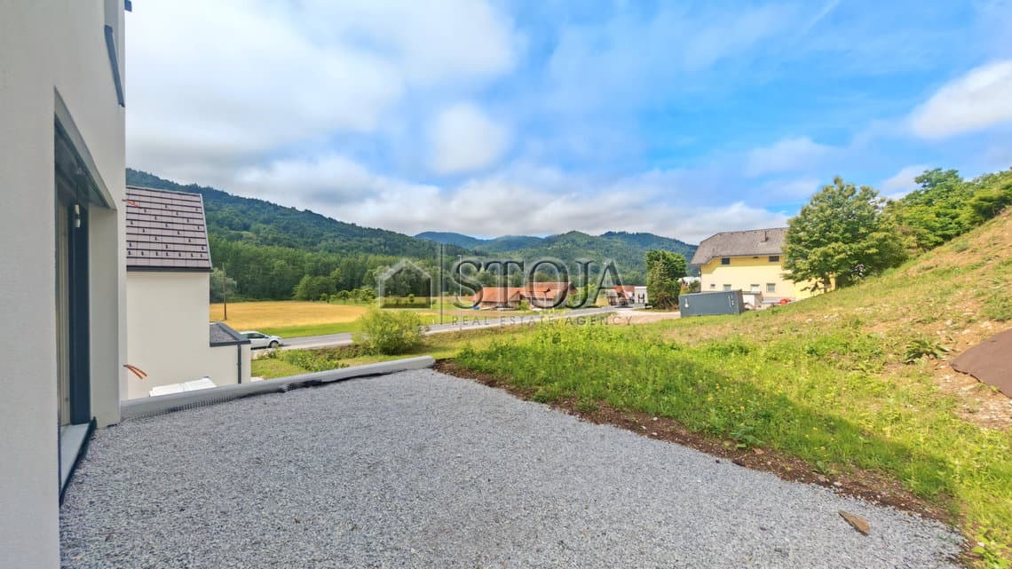 Prodaja, Hiša, Dvojček, Ljubljana okolica, Dol pri Ljubljani, Senožeti, 175.71 m2 — photo 12 of 21