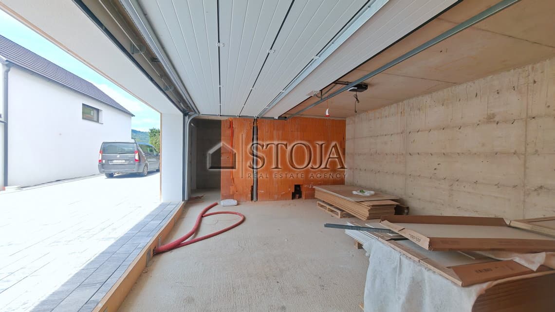 Prodaja, Hiša, Dvojček, Ljubljana okolica, Dol pri Ljubljani, Senožeti, 175.71 m2 — photo 6 of 21