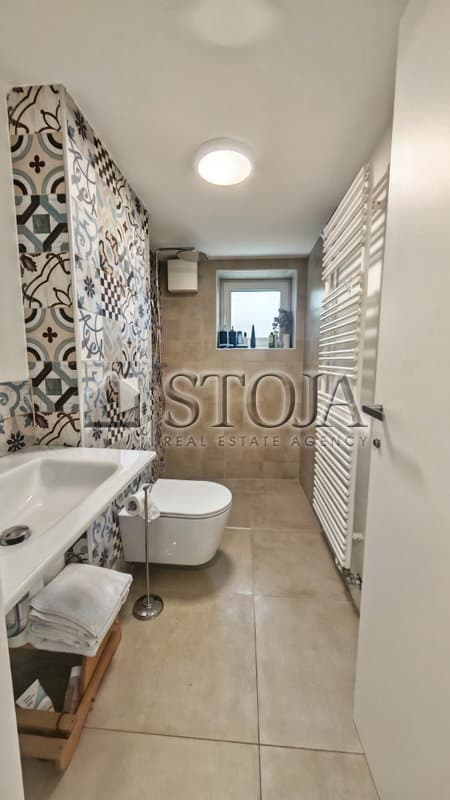 Oddaja, Hiša, Samostojna, Ljubljana mesto, Vič-Rudnik, Trnovo, 270 m2 — photo 10 of 11