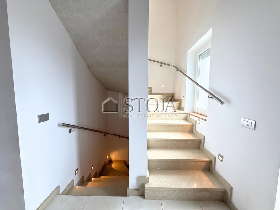 Prodaja, Hiša, Dvojček, Ljubljana okolica, Domžale, Domžale, 152 m2 — photo 17 of 20