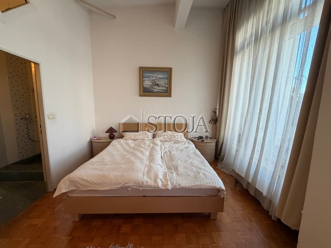Prodaja, Stanovanje, 5+ več sobno, Ljubljana mesto, Bežigrad, Bežigrad, 279 m2 — photo 8 of 16