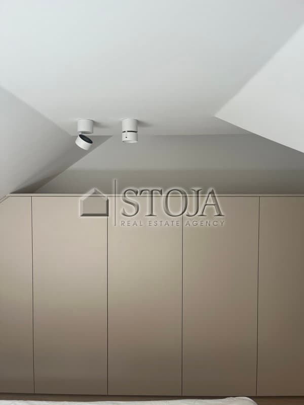Oddaja, Poslovni prostor, Pisarna, Ljubljana mesto, Center, Poljane, 65 m2 — photo 2 of 13