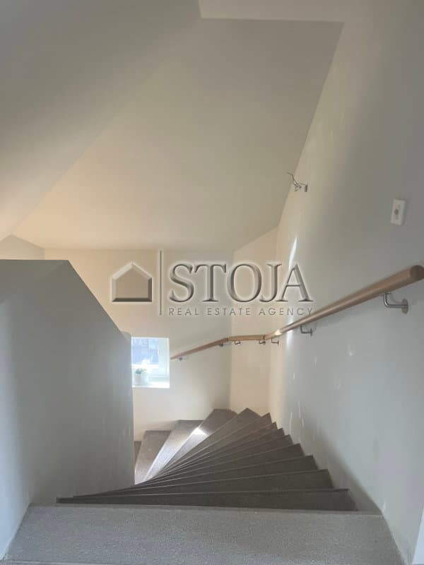 Oddaja, Poslovni prostor, Pisarna, Ljubljana mesto, Center, Poljane, 65 m2 — photo 11 of 13