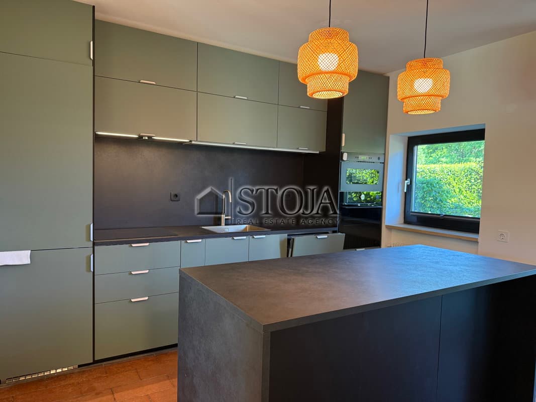 Oddaja, Hiša, Samostojna, Ljubljana mesto, Šiška, Koseze, 229 m2 — photo 2 of 20