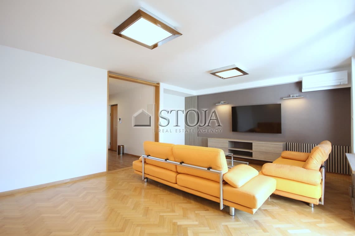 Oddaja, Stanovanje, 4-sobno, Ljubljana mesto, Center, Center, 124.1 m2 — photo 2 of 24