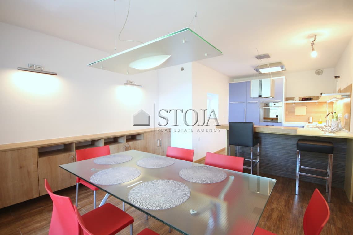 Oddaja, Stanovanje, 4-sobno, Ljubljana mesto, Center, Center, 124.1 m2 — photo 10 of 24