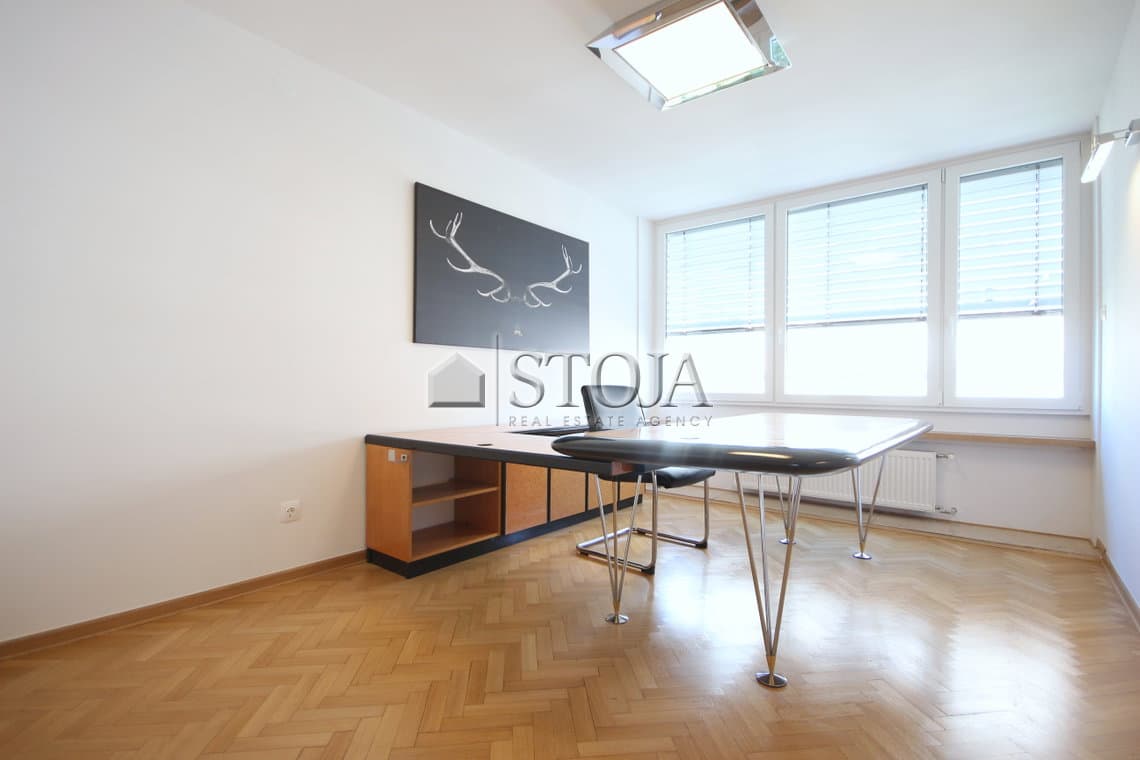 Oddaja, Stanovanje, 4-sobno, Ljubljana mesto, Center, Center, 124.1 m2 — photo 18 of 24