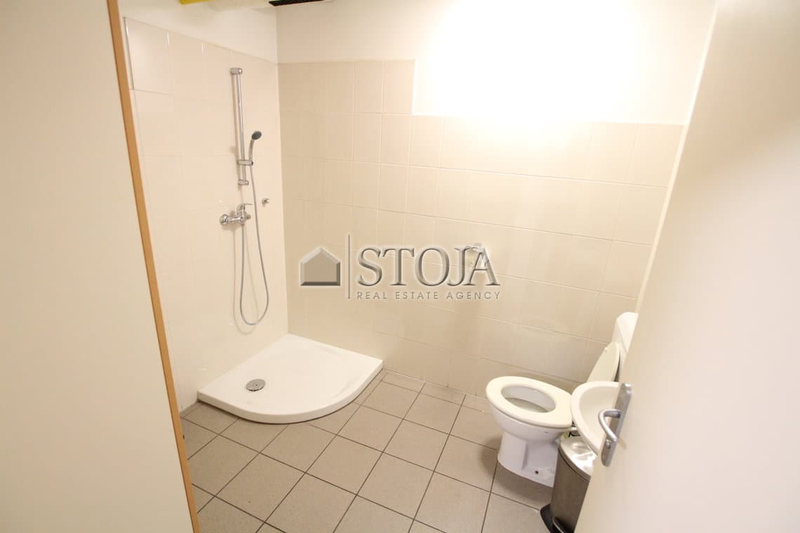Oddaja, Poslovni prostor, Gostinski lokal, Ljubljana okolica, Grosuplje, Grosuplje, 250 m2 — photo 7 of 28