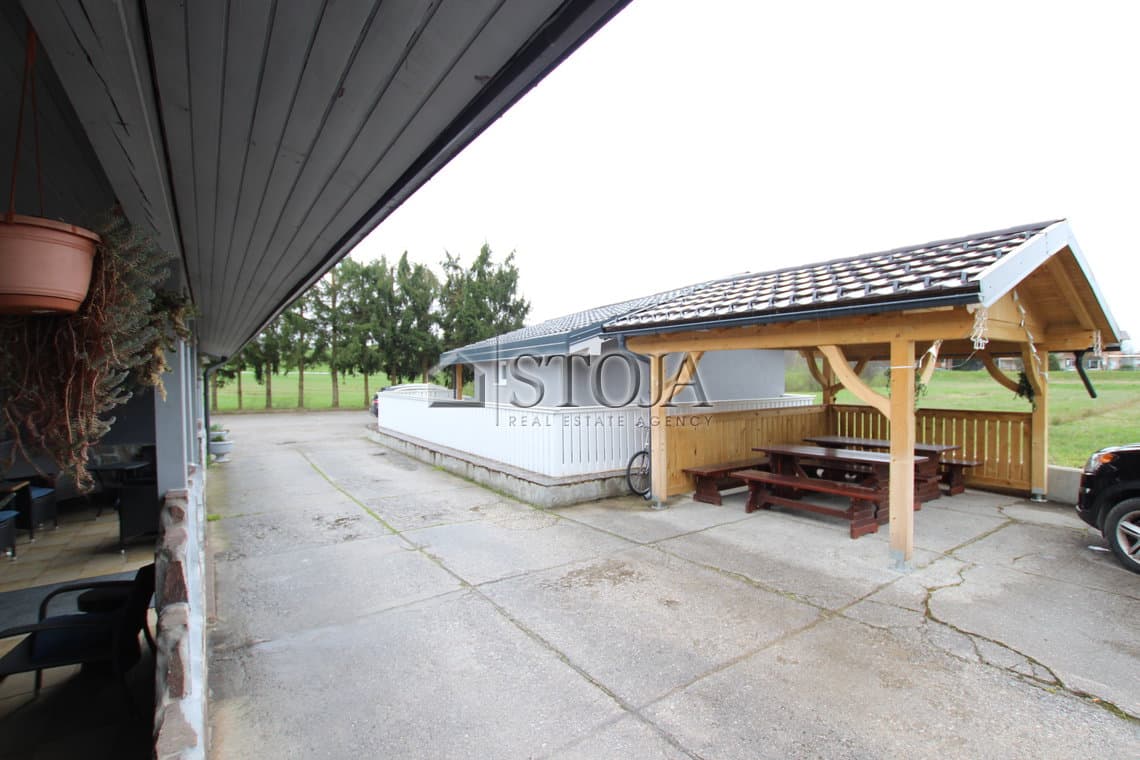 Prodaja, Hiša, Samostojna, Ljubljana okolica, Škofljica, Škofljica, 275 m2 — photo 22 of 48