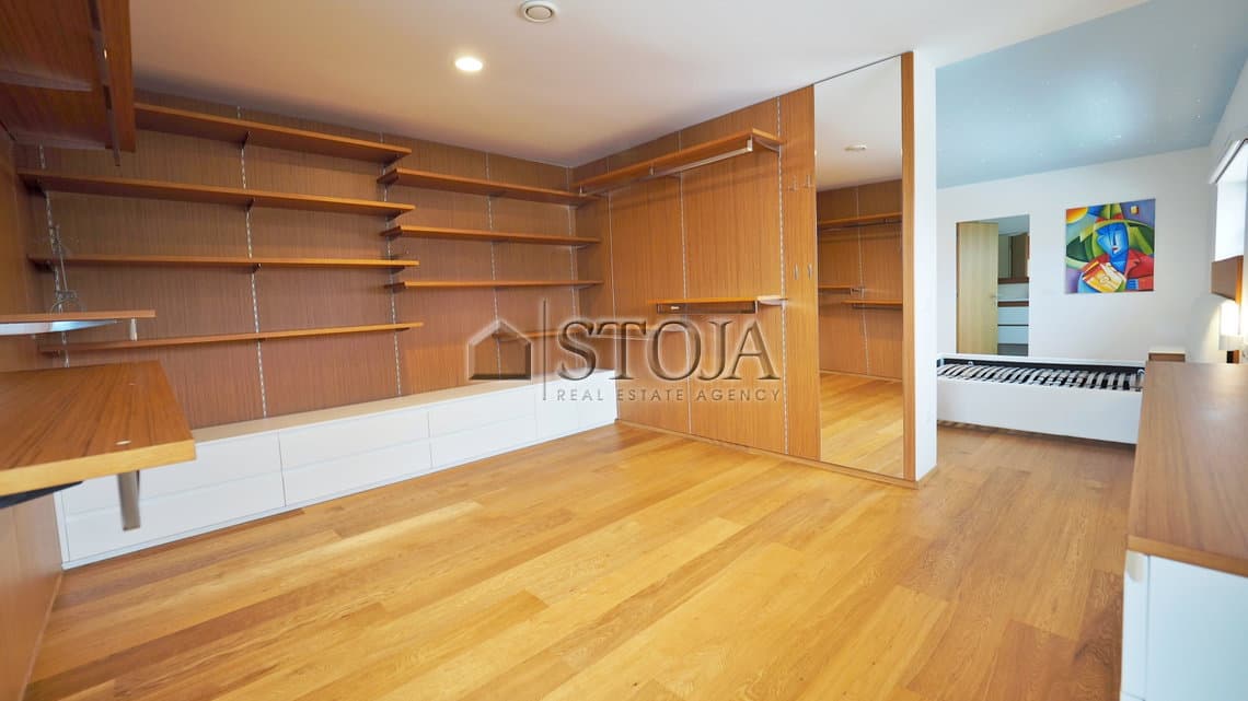 Oddaja, Hiša, Samostojna, Ljubljana okolica, Domžale, Domžale, 414.4 m2 — photo 19 of 23