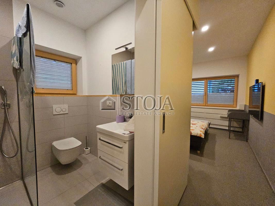 Prodaja, Hiša, Samostojna, Ljubljana okolica, Brezovica, 643.6 m2 — photo 15 of 20