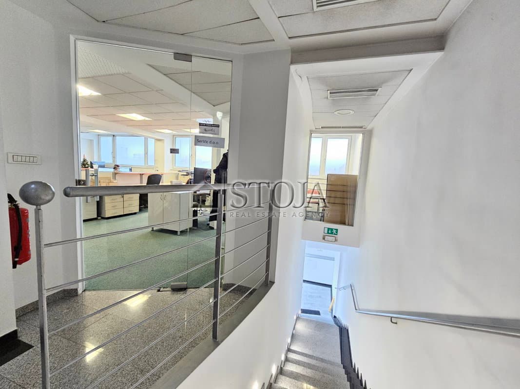 Oddaja, Poslovni prostor, Pisarna, Ljubljana mesto, Moste-Polje, Štepanjsko naselje, 140 m2 — photo 7 of 10