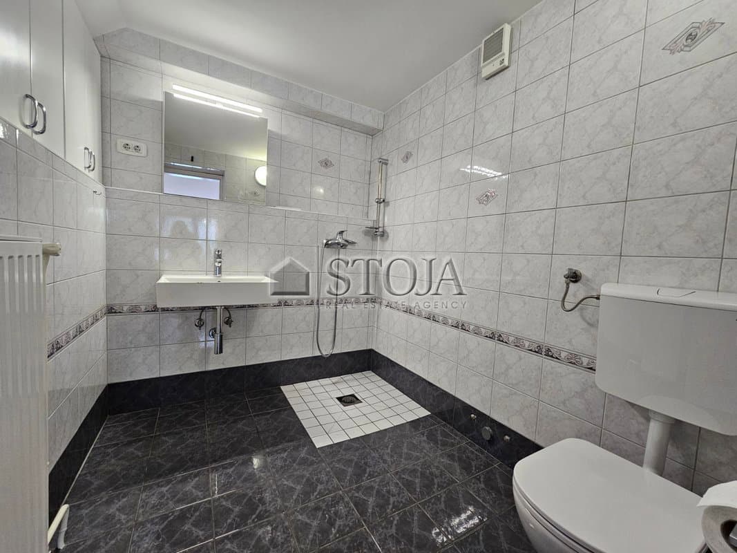 Oddaja, Poslovni prostor, Pisarna, Ljubljana mesto, Bežigrad, Črnuče, 28 m2 — photo 6 of 6