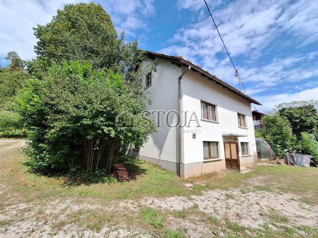 Dve hiši in velika parcela; Drenov grič. — photo 14 of 18