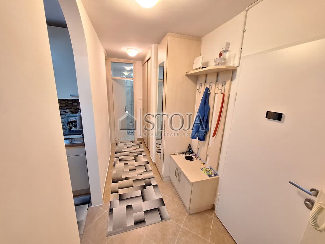 Prodaja, Stanovanje, 2,5-sobno, Ljubljana okolica, Borovnica, Borovnica, 53.2 m2 — photo 8 of 10