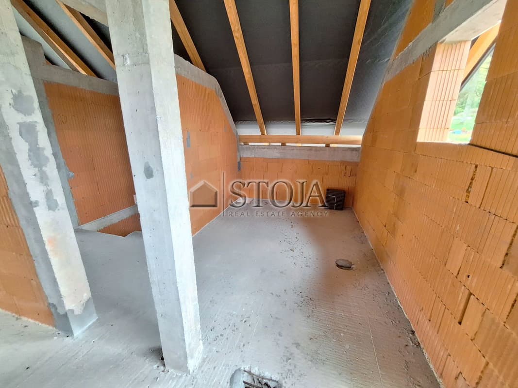 Nova hiša v tretji gradbeni fazi! — photo 13 of 19