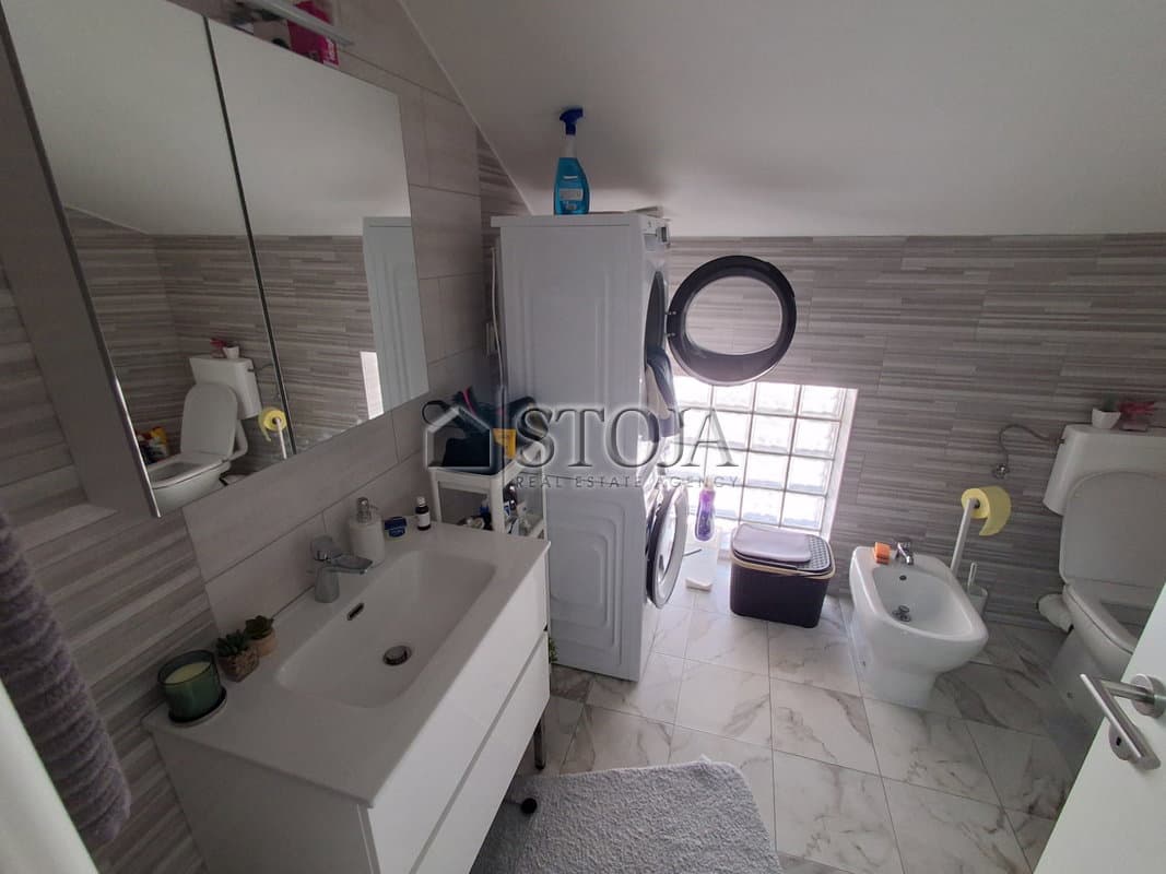 Hiša s tremi stanovanji v bližini Ljubljane! — photo 19 of 22
