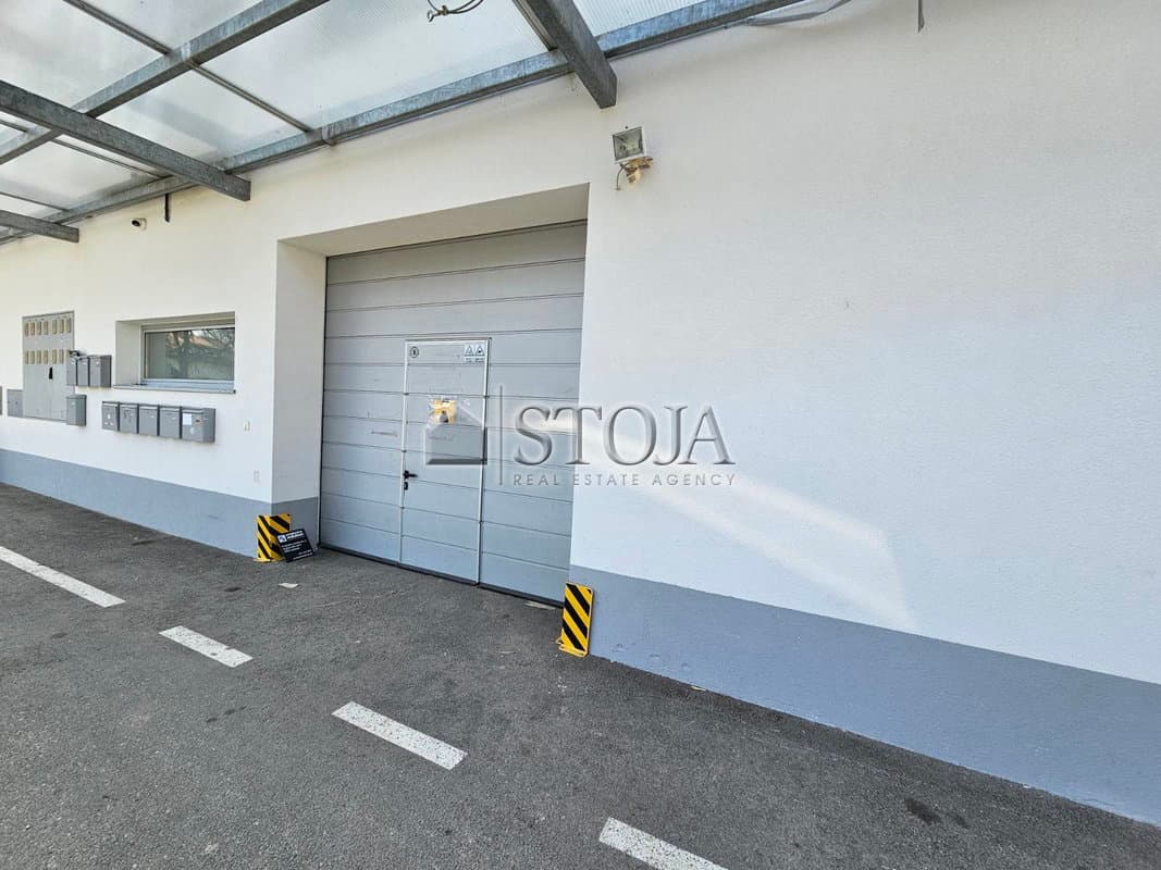 Oddaja, Poslovni prostor, Prostor za storitve, Ljubljana mesto, Vič-Rudnik, Rudnik, 216 m2 — photo 4 of 18
