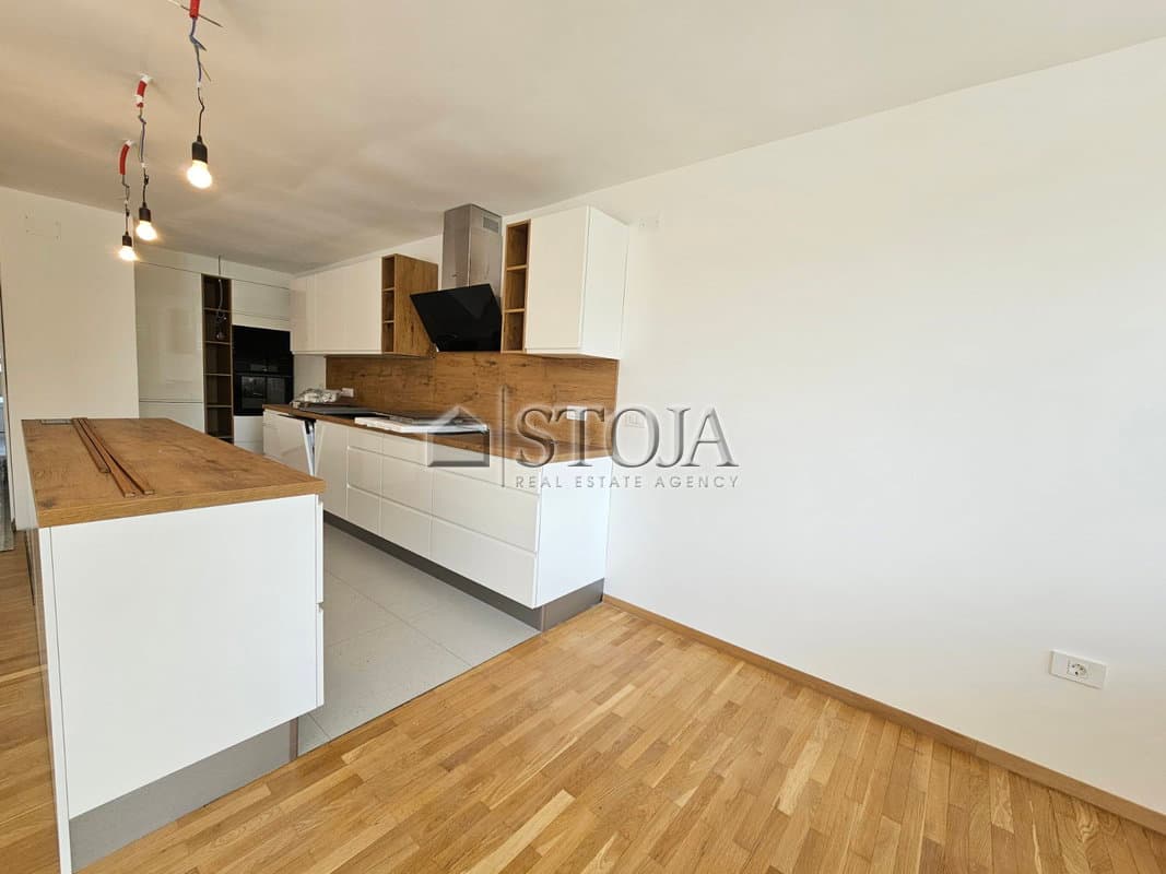 Oddaja, Hiša, Samostojna, Ljubljana mesto, Center, Center, 540 m2 — photo 3 of 28