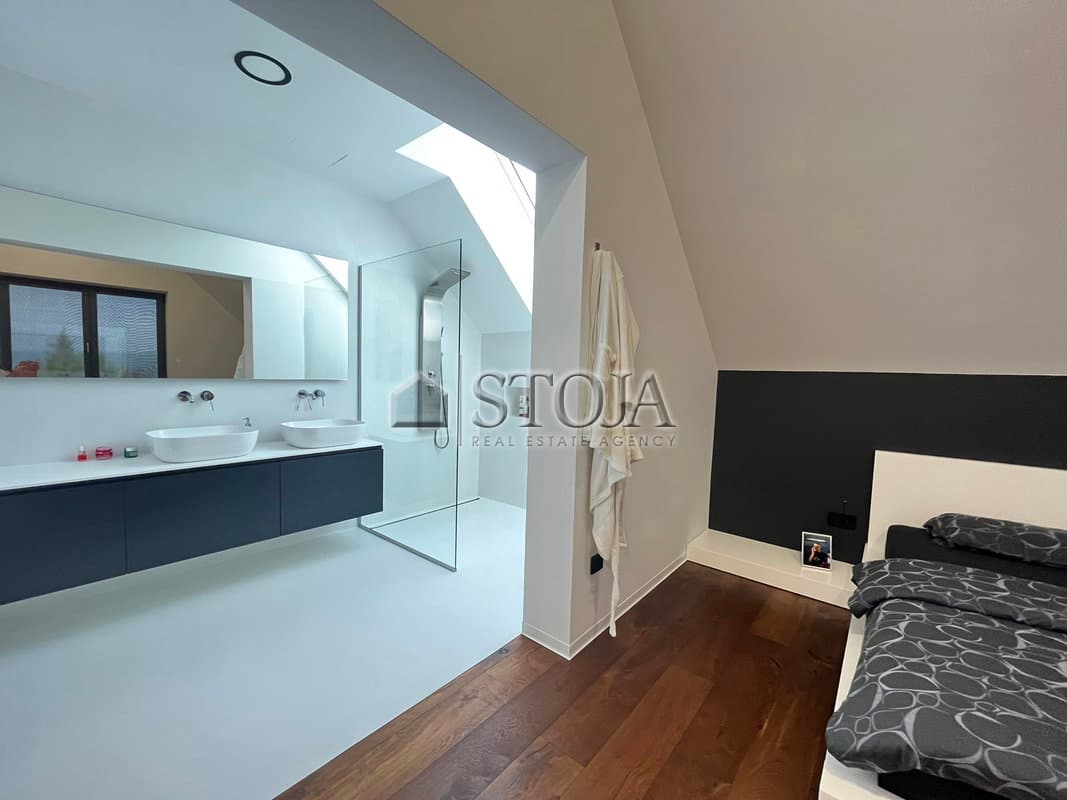Prodaja, Hiša, Samostojna, Ljubljana okolica, Brezovica, Podpeč, 263.2 m2 — photo 10 of 19