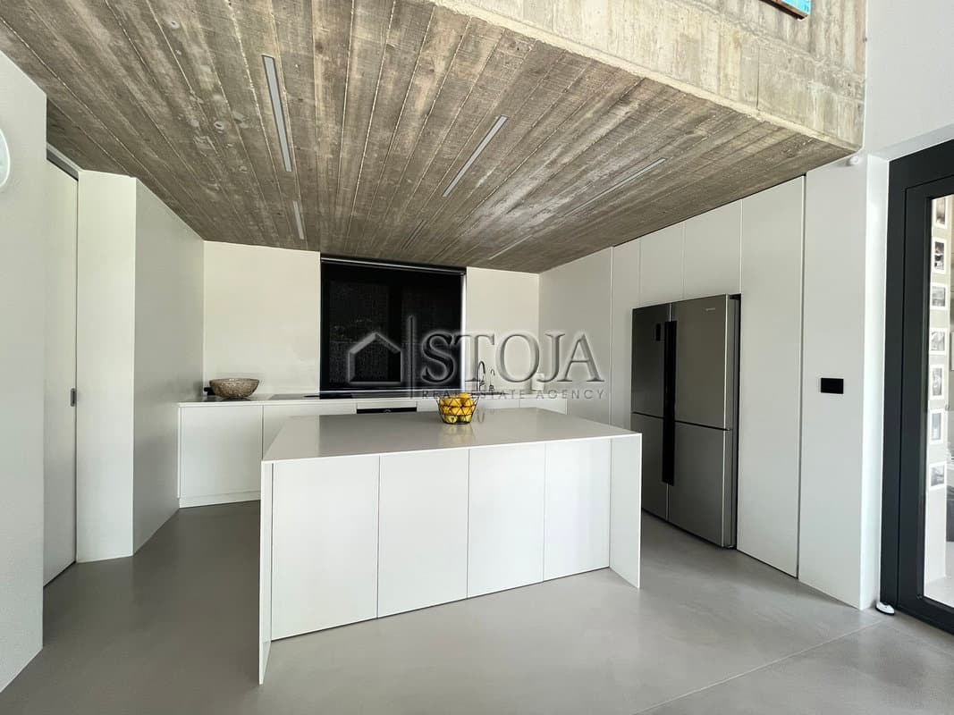 Prodaja, Hiša, Samostojna, Ljubljana okolica, Brezovica, Podpeč, 263.2 m2 — photo 4 of 19