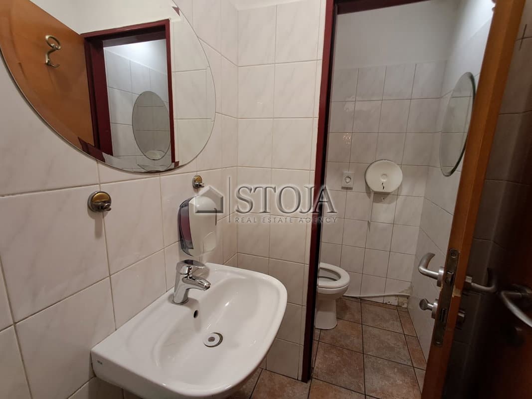 Prodaja, Poslovni prostor, Gostinski lokal, Ljubljana mesto, Moste-Polje, Polje, 207.7 m2 — photo 10 of 23