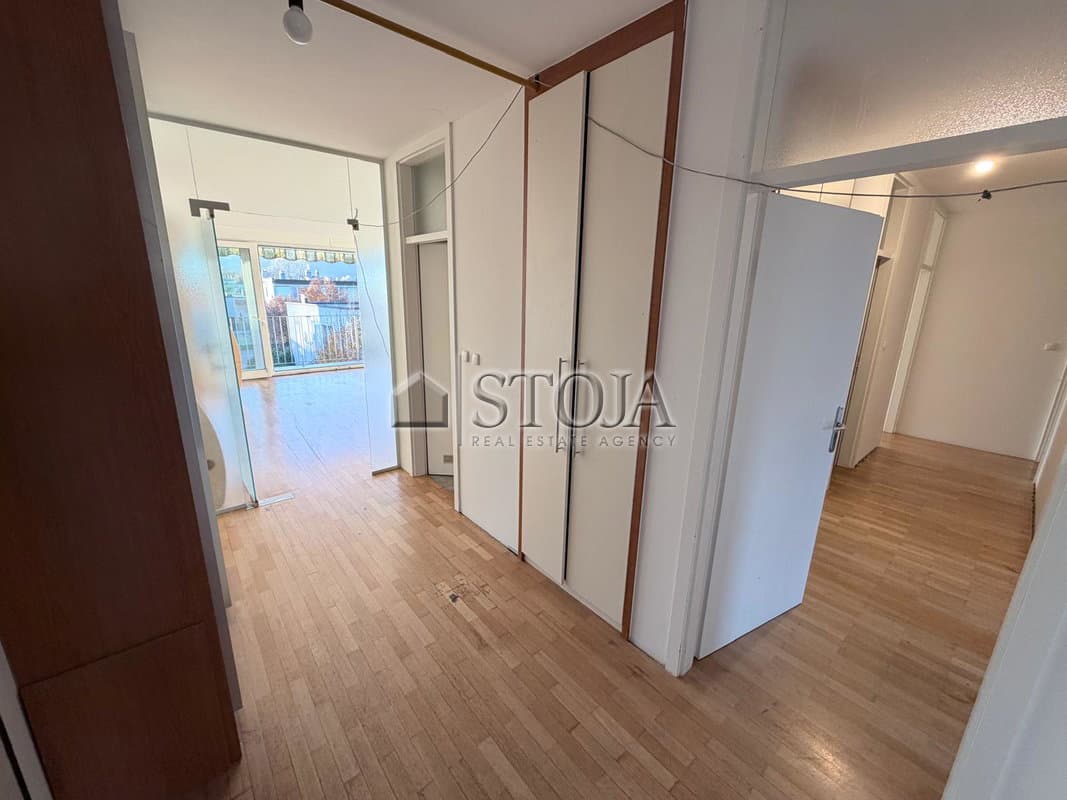 Prodaja, Stanovanje, 5+ več sobno, Ljubljana mesto, Šiška, Mostec, 145.8 m2 — photo 7 of 10