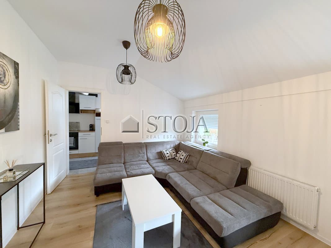 Prodaja, Hiša, Samostojna, Ljubljana mesto, Šiška, Vižmarje, 200 m2 — photo 12 of 23