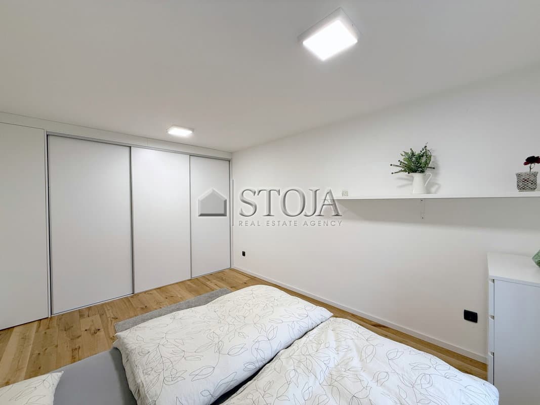 Prodaja, Hiša, Samostojna, Ljubljana mesto, Šiška, Vižmarje, 200 m2 — photo 7 of 23