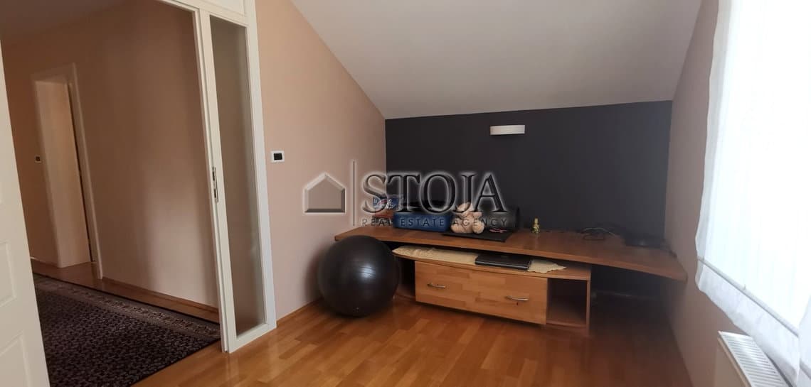 Prodaja, Hiša, Samostojna, Ljubljana okolica, Škofljica, Škofljica, 587 m2 — photo 8 of 13
