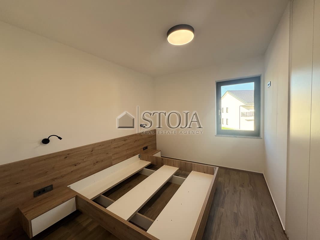 Oddaja, Stanovanje, 2,5-sobno, Ljubljana okolica, Ivančna Gorica, Ivančna Gorica, 75 m2 — photo 7 of 12
